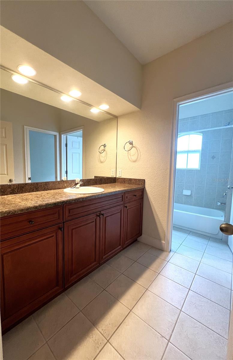 1762 Nw 34th St #2 Property Photo 21