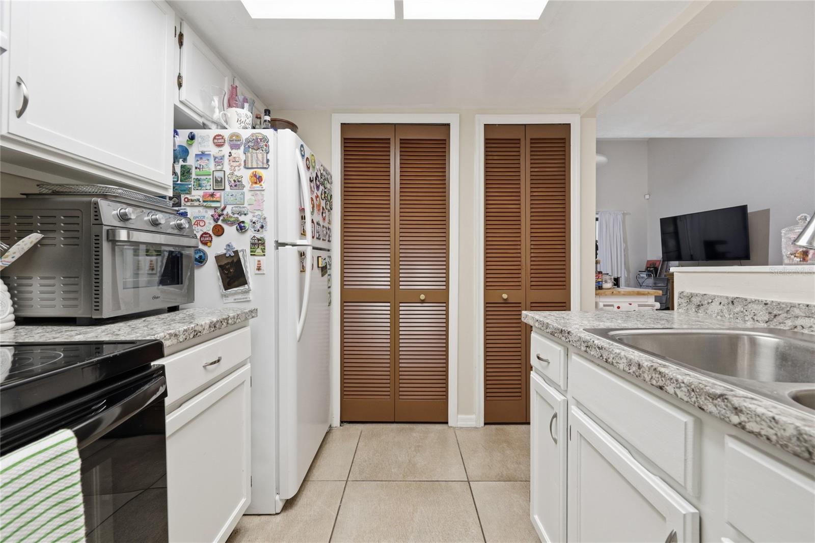 920 Sw 55th Ter Property Photo 18