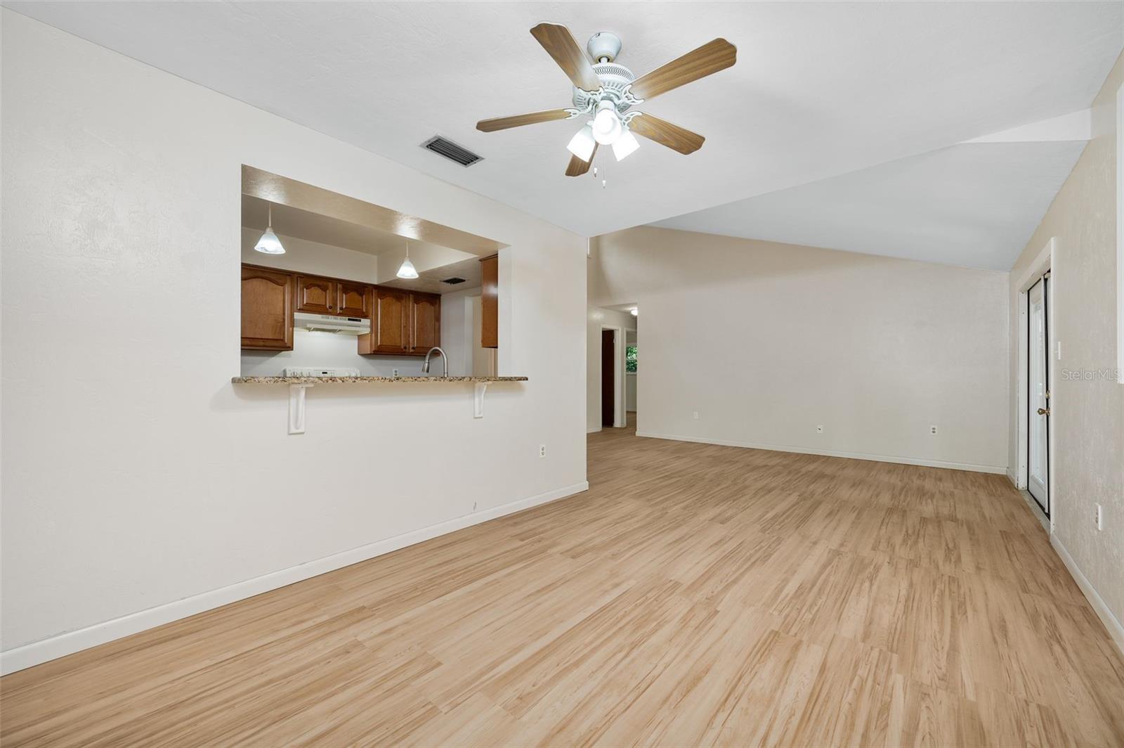 1854 Nw 41st Pl Property Photo 10