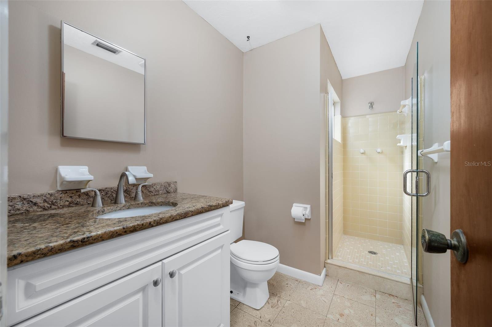1854 Nw 41st Pl Property Photo 13