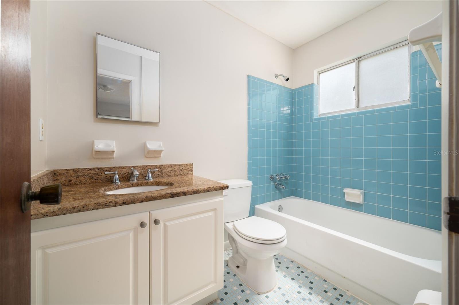 1854 Nw 41st Pl Property Photo 17