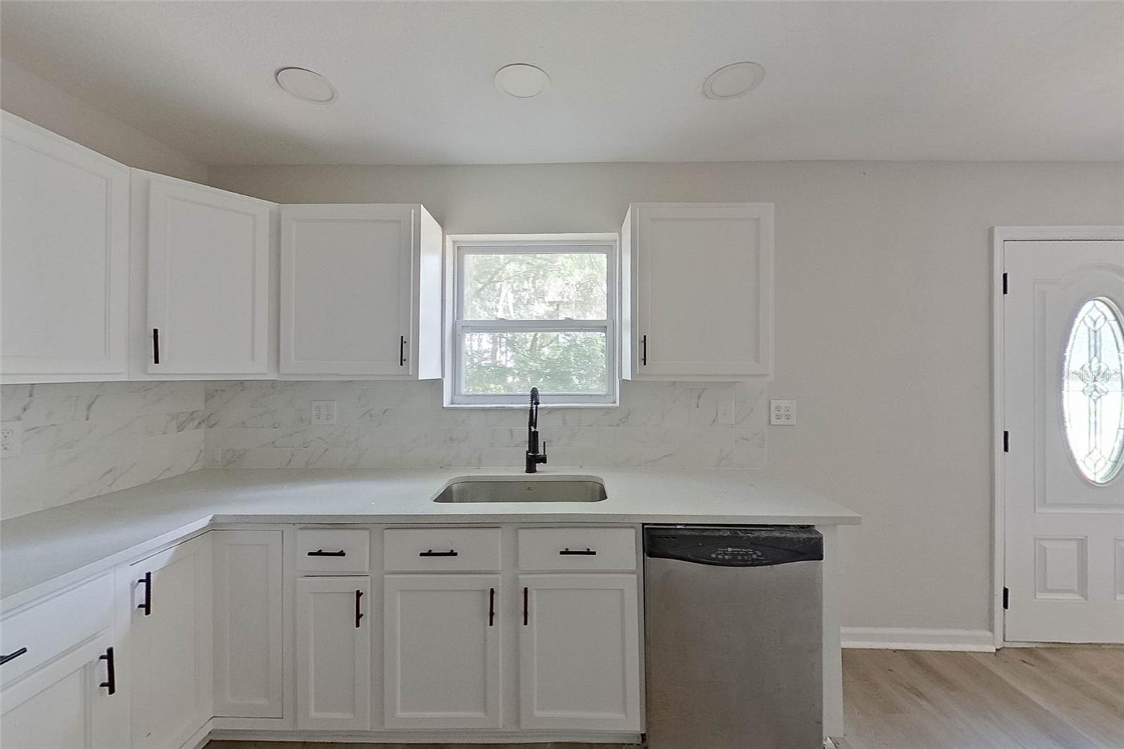 6249 Lake Dr Property Photo 45