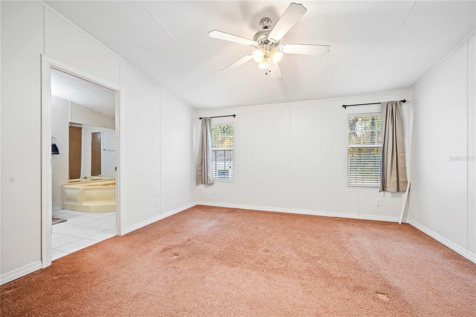 1366 Sw Central Ter Property Photo 12