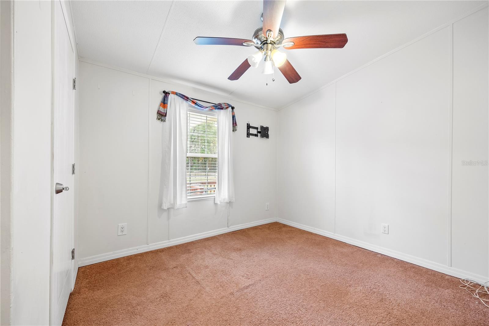 1366 Sw Central Ter Property Photo 19