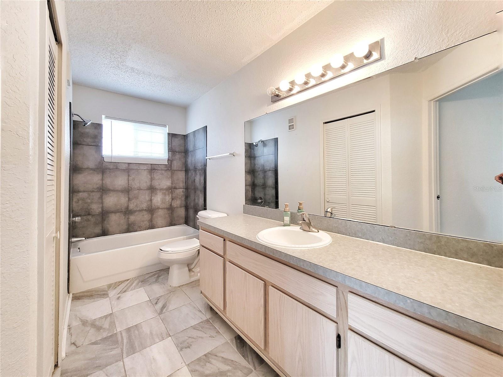 3705 Sw 27th St #818 Property Photo 19