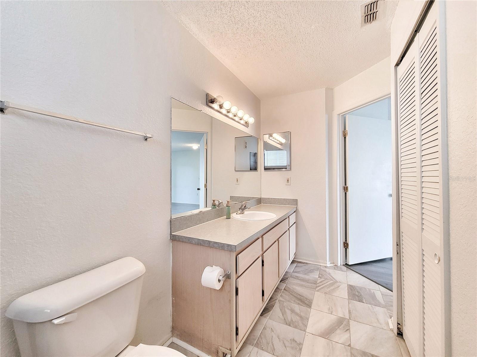 3705 Sw 27th St #818 Property Photo 20