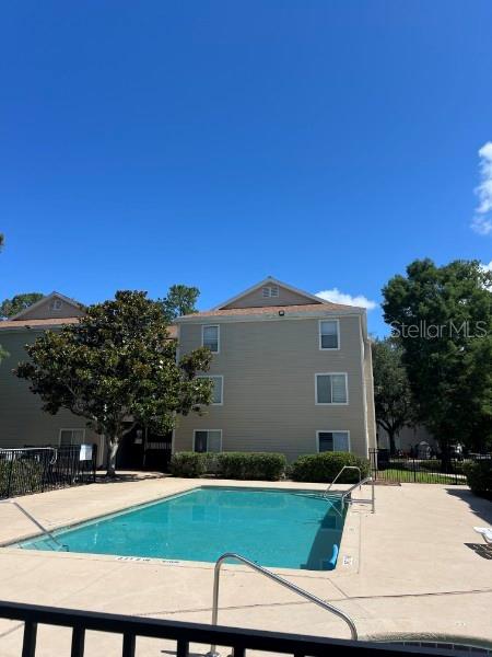 3800 Sw 20th Ave #204-rm 4 Property Photo 3