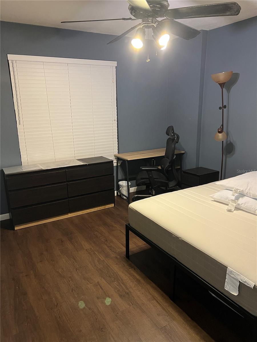3800 Sw 20th Ave #204-rm 4 Property Photo 4