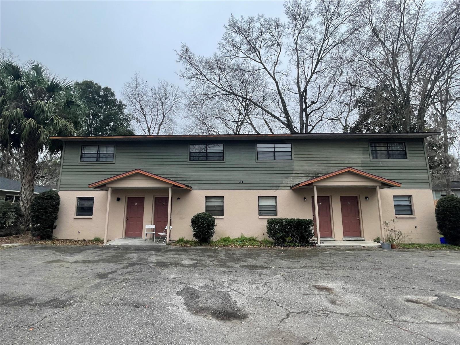 914 SW 59TH TER #A Property Photo 1