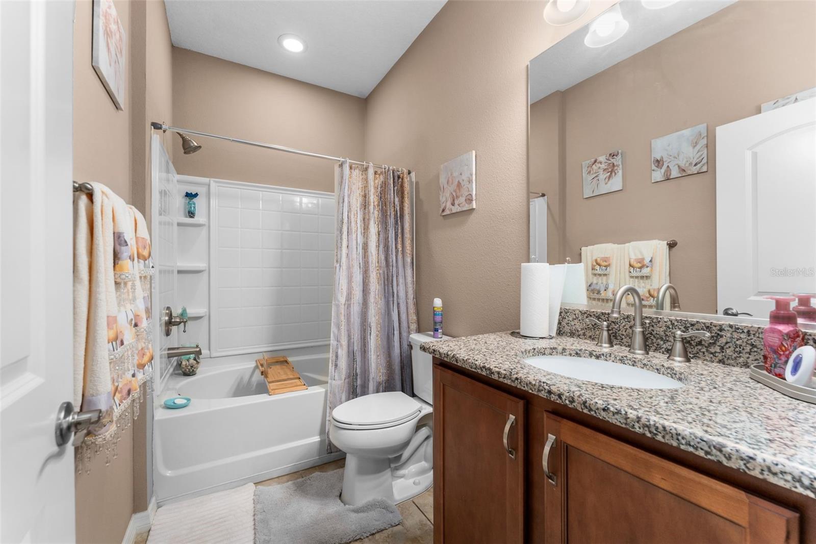 5662 Nw 40th Pl Property Photo 15