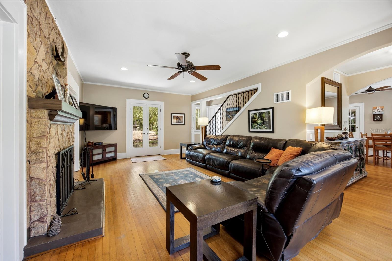 720 Ne Boulevard Property Photo 12