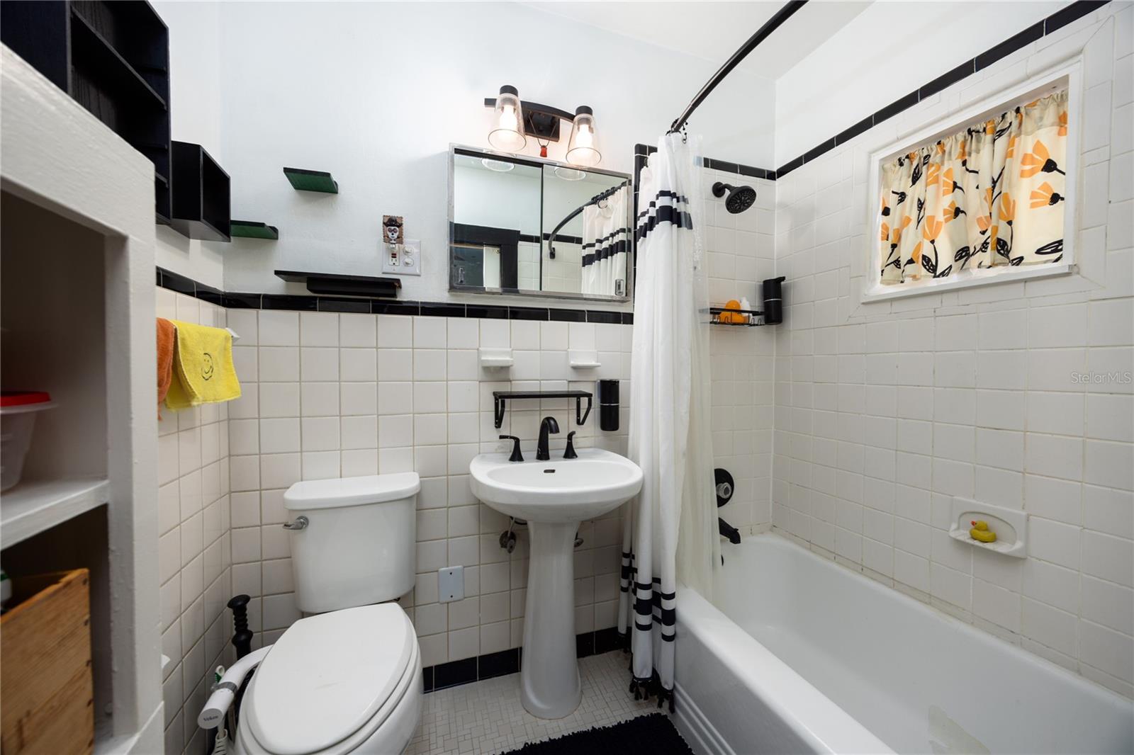 720 Ne Boulevard Property Photo 59