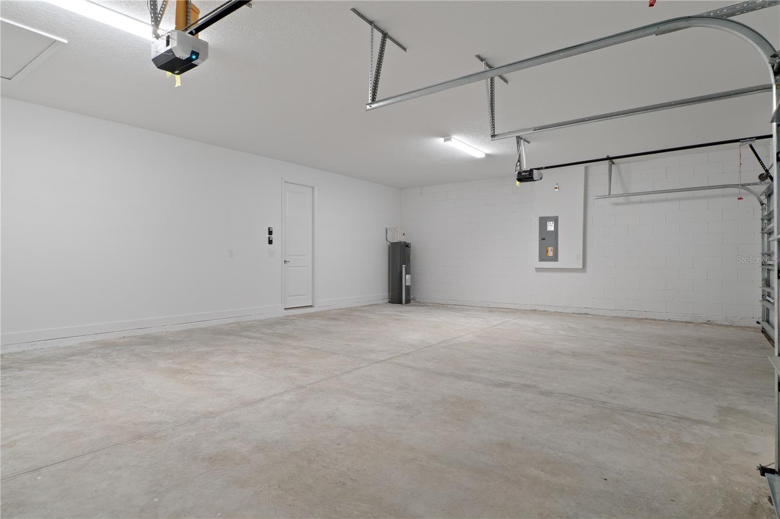 12 S School Ave Property Photo 54