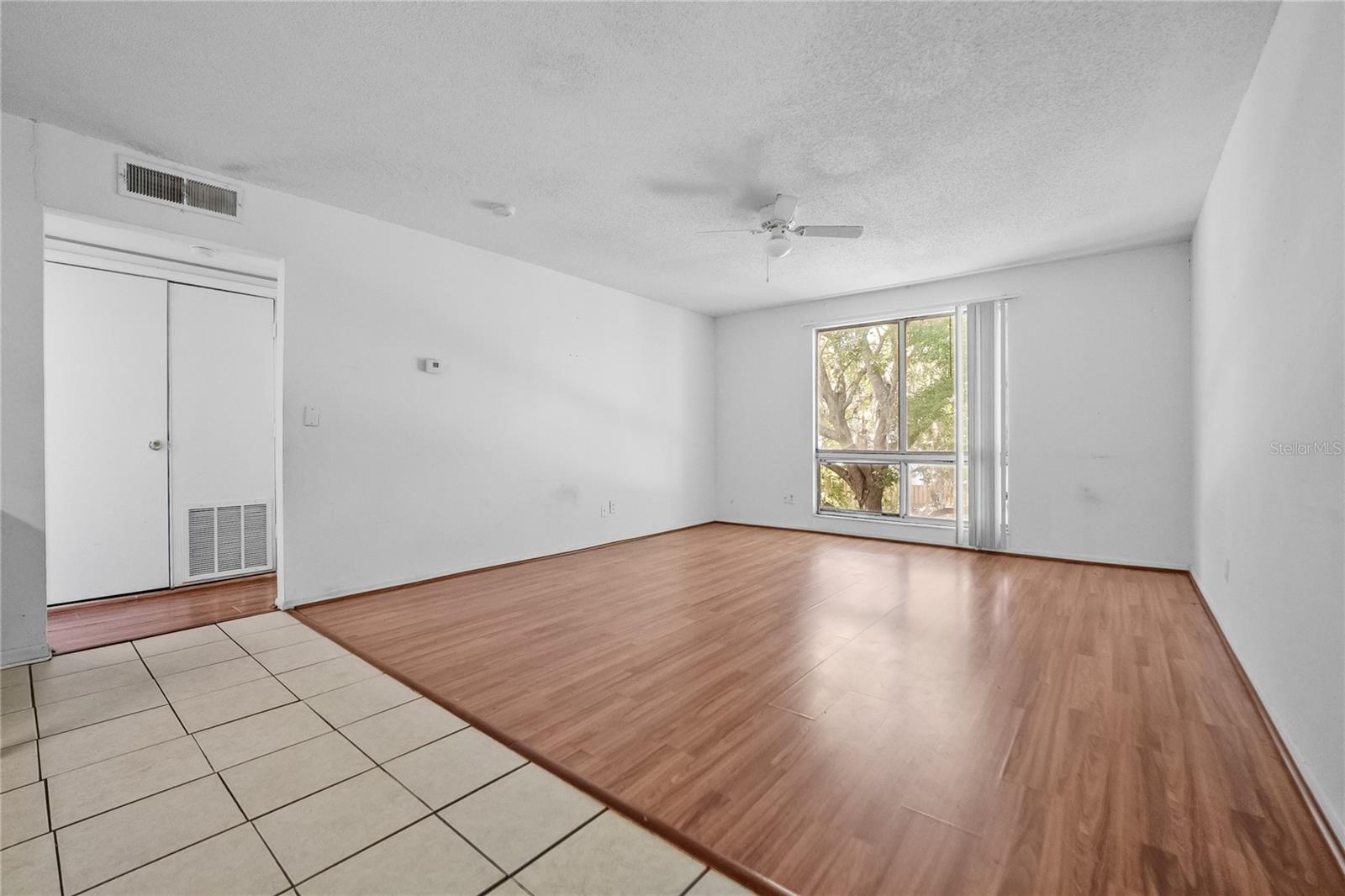 1700 Sw 16th Ct #j24 Property Photo 3