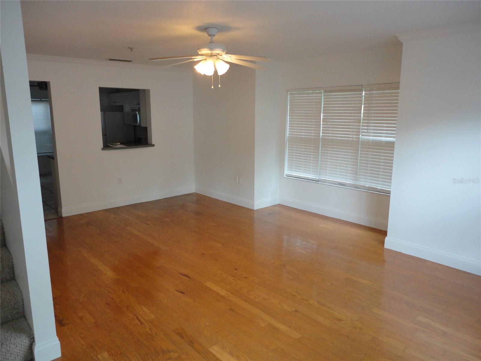 2636 Sw 35th Pl #8 Property Photo 2