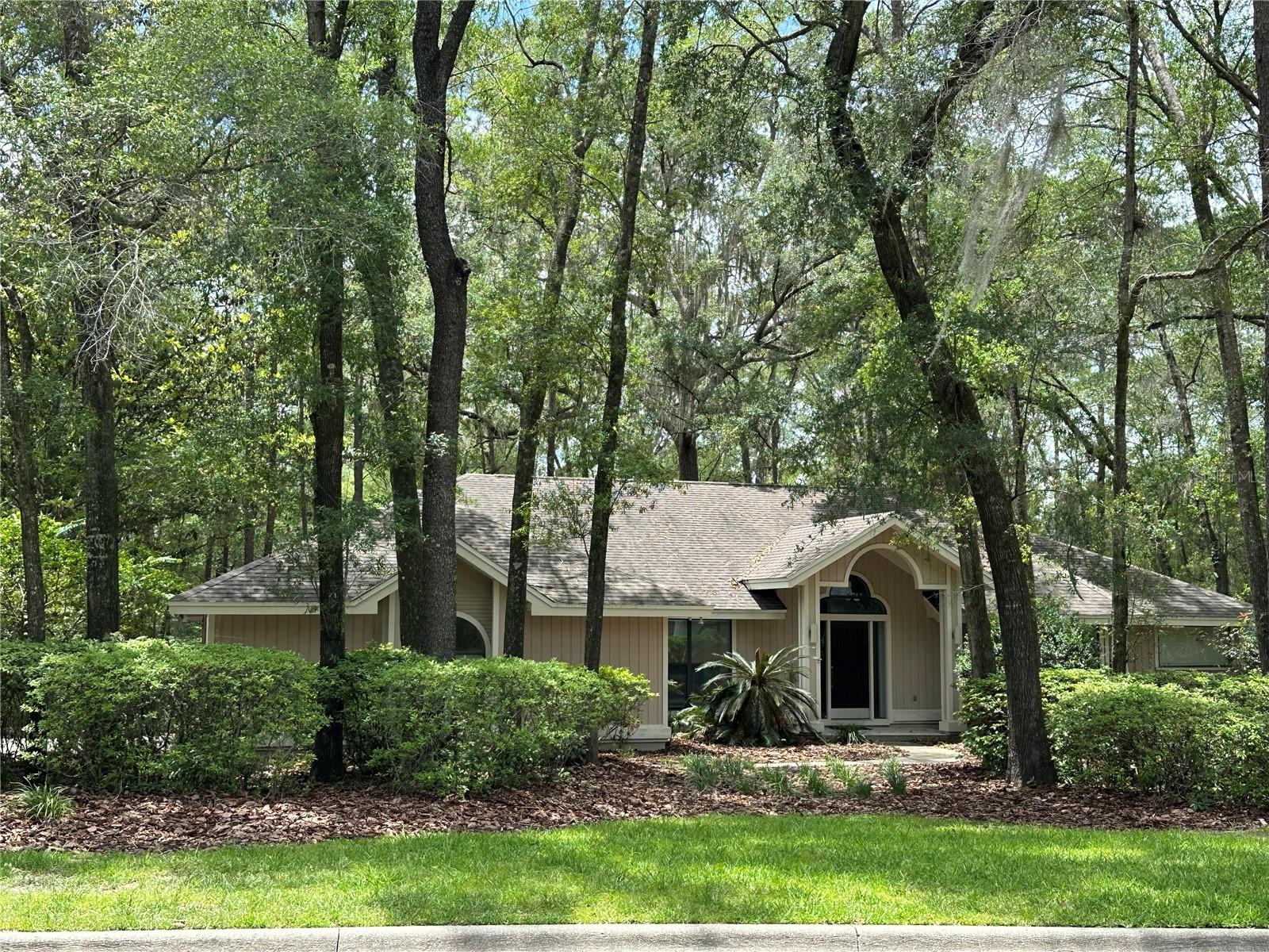 4722 SW 88TH DR