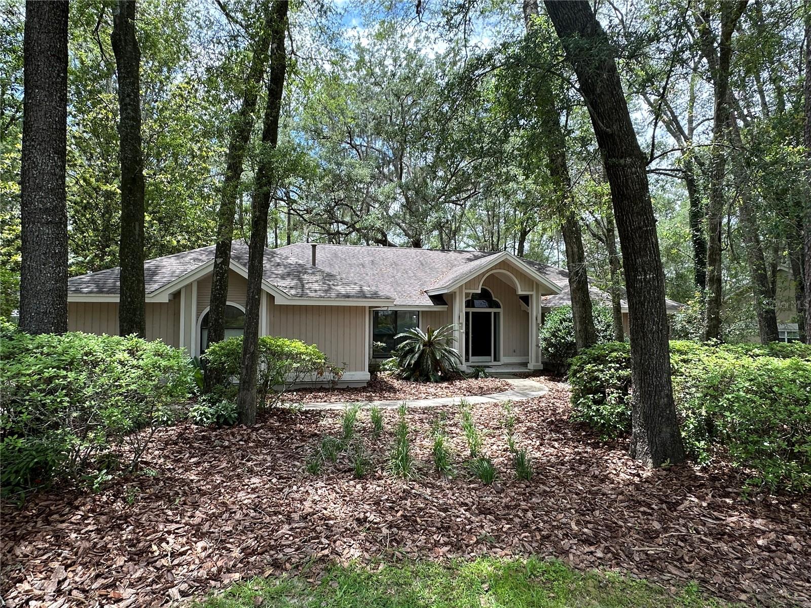 4722 Sw 88th Dr Property Photo 2