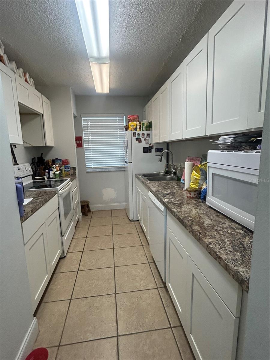 6519 W Newberry Rd #309 Property Photo 7