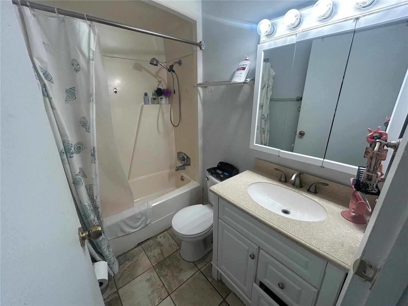 6519 W Newberry Rd #309 Property Photo 13