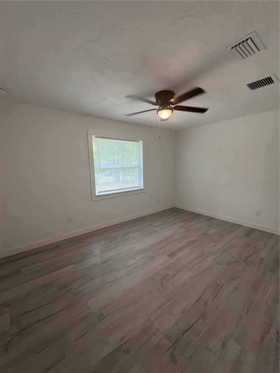 312 Se 49th Dr Property Photo 12
