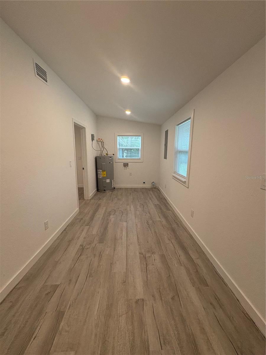 312 Se 49th Dr Property Photo 16