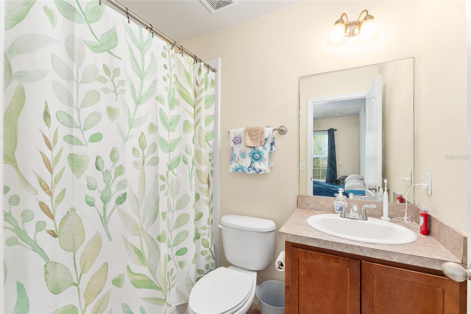 2980 Sw 35th Pl #101 Property Photo 21