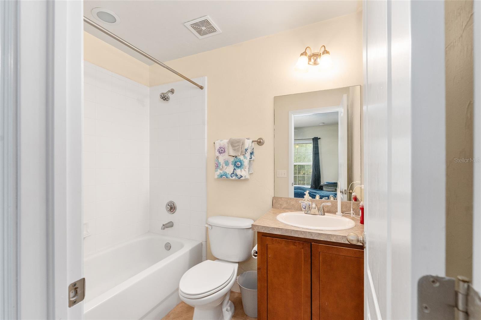 2980 Sw 35th Pl #101 Property Photo 22