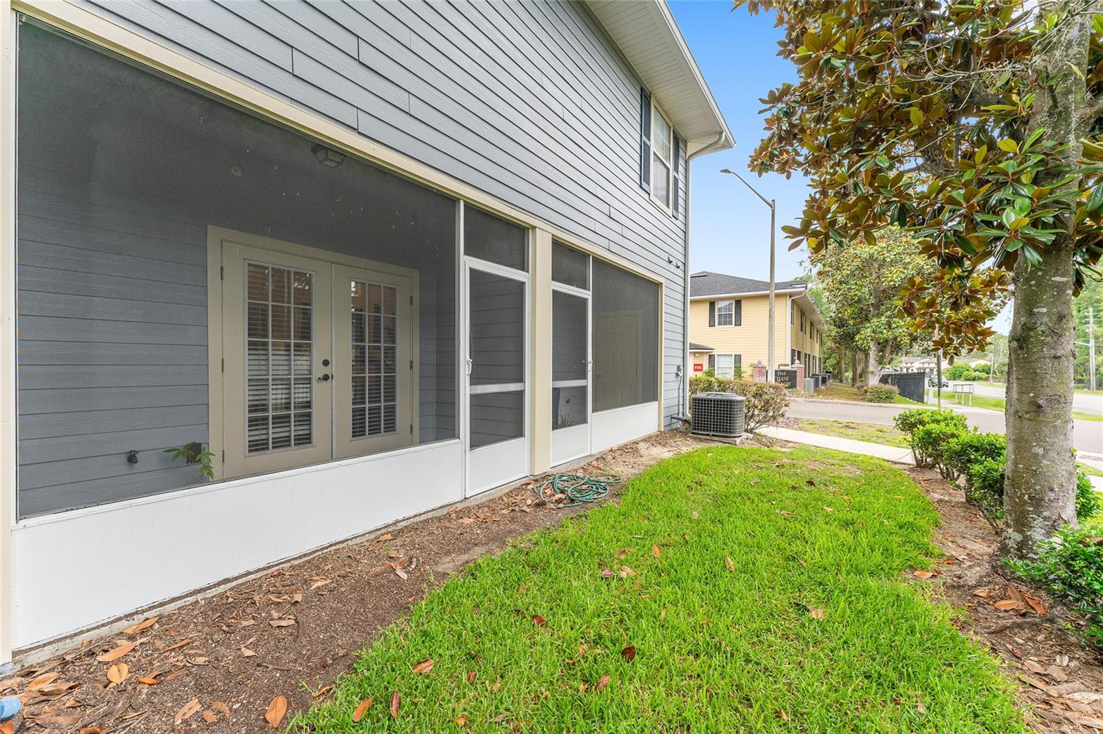 2980 Sw 35th Pl #101 Property Photo 33