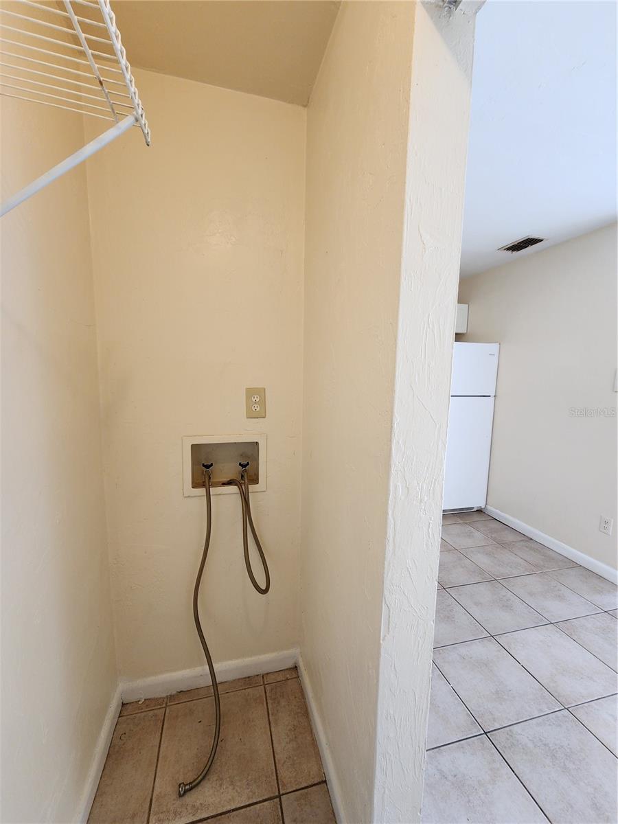 2529 Nw 62 Pl Property Photo 11