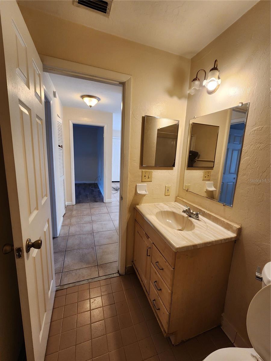 2529 Nw 62 Pl Property Photo 22