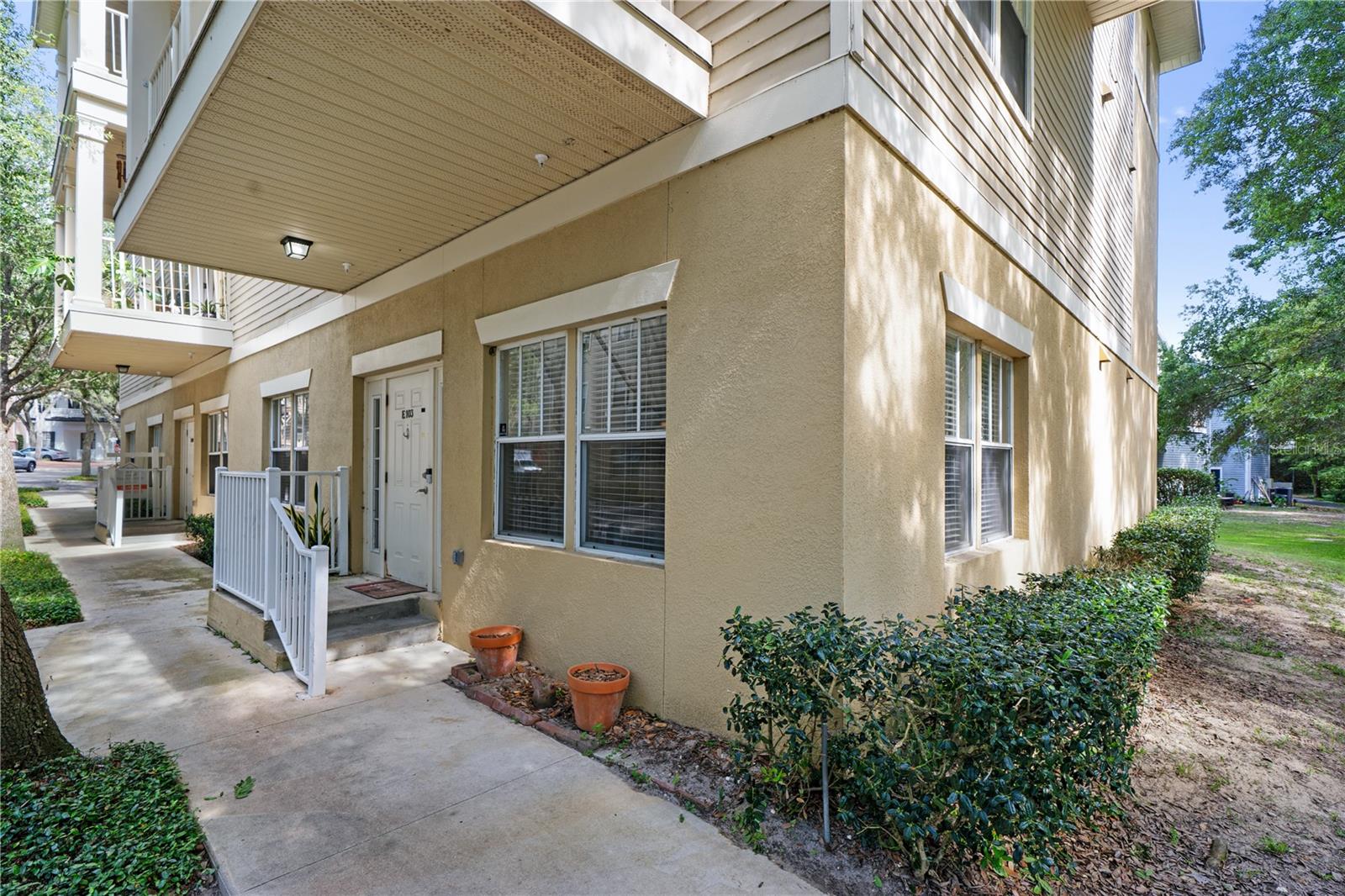 9177 Sw 52nd Rd #e-103 Property Photo 3