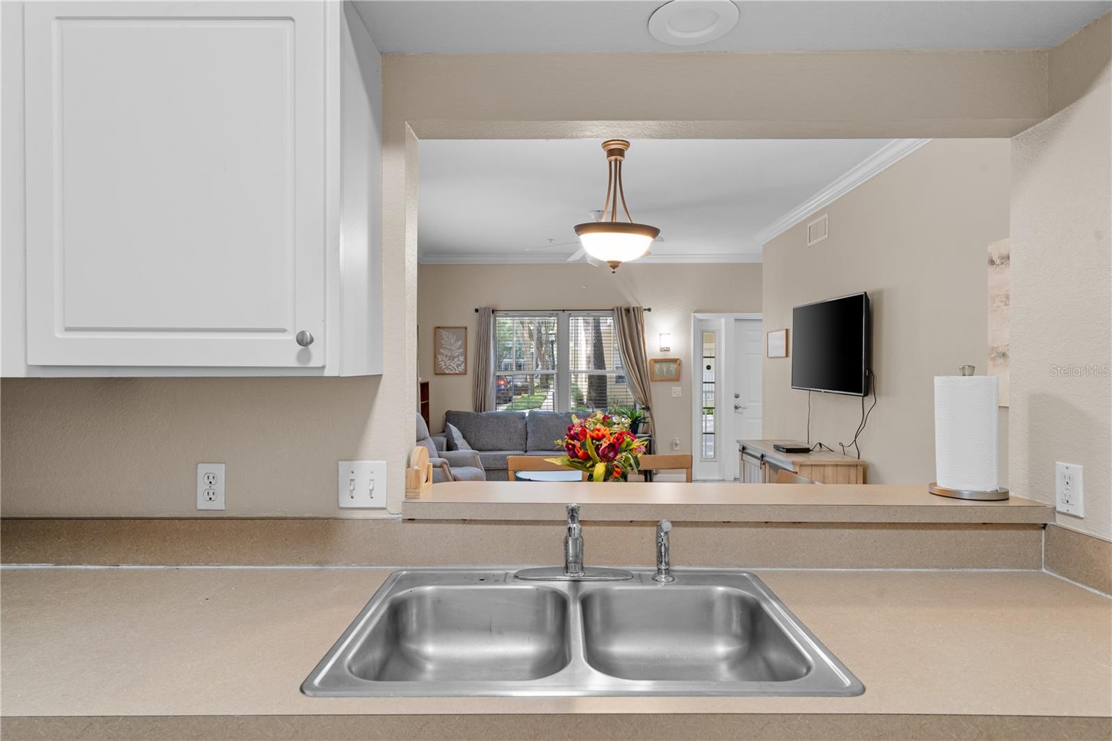 9177 Sw 52nd Rd #e-103 Property Photo 16