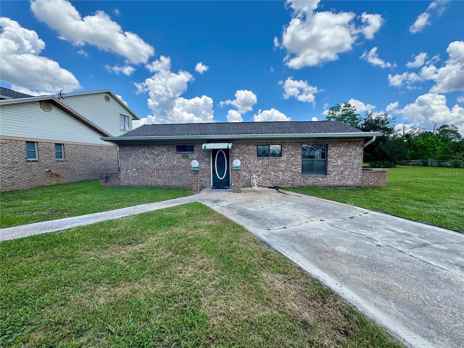 14371 Us Highway 301 S Property Photo 2