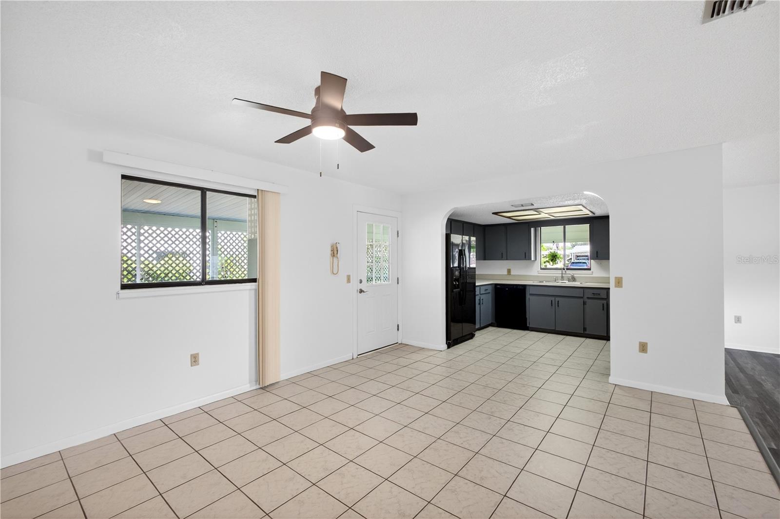 8972 Sw 103rd Ln Property Photo 6