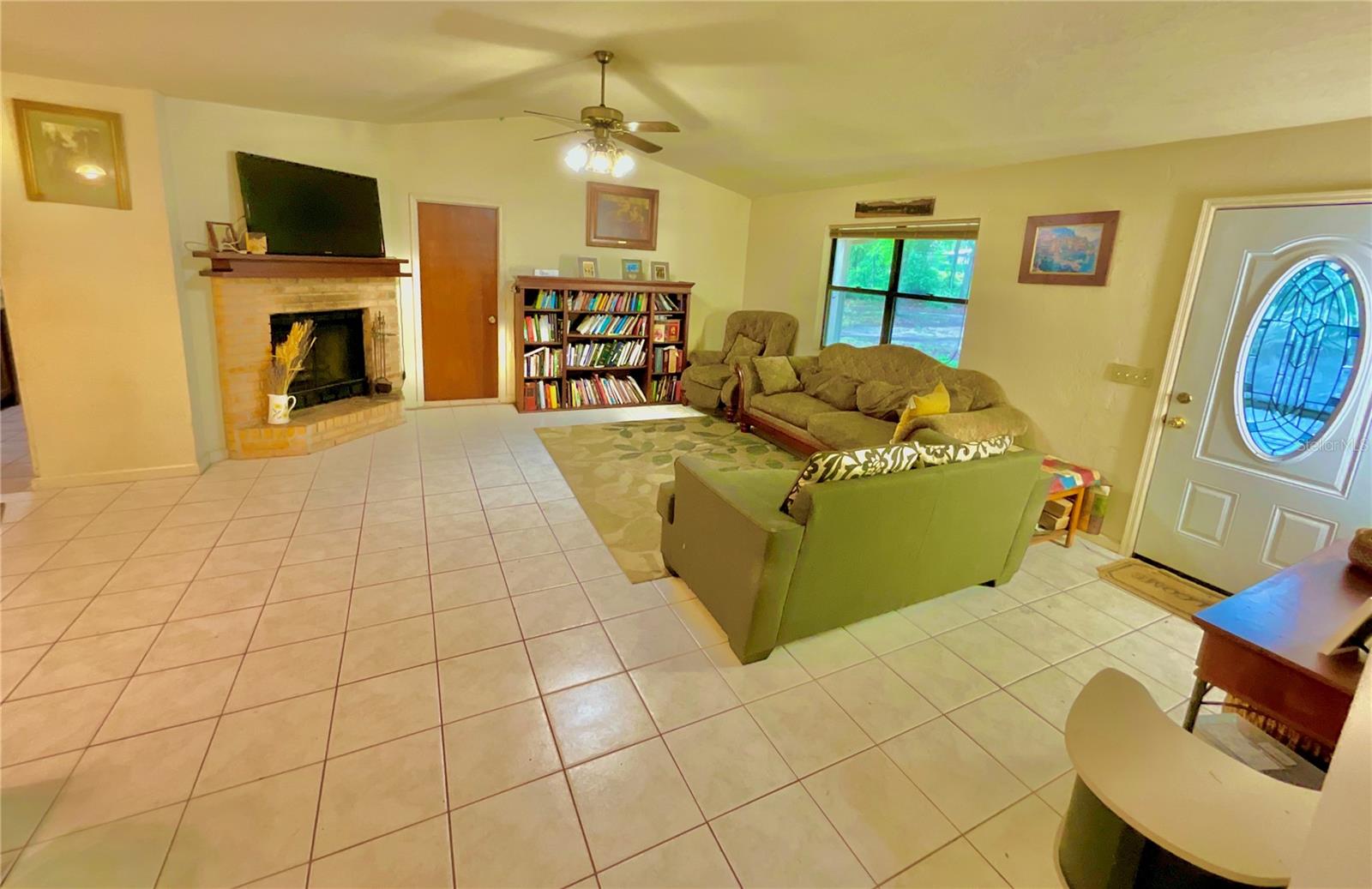 5918 County Road 219 Property Photo 5