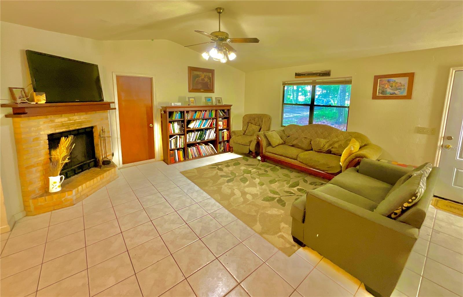 5918 County Road 219 Property Photo 6