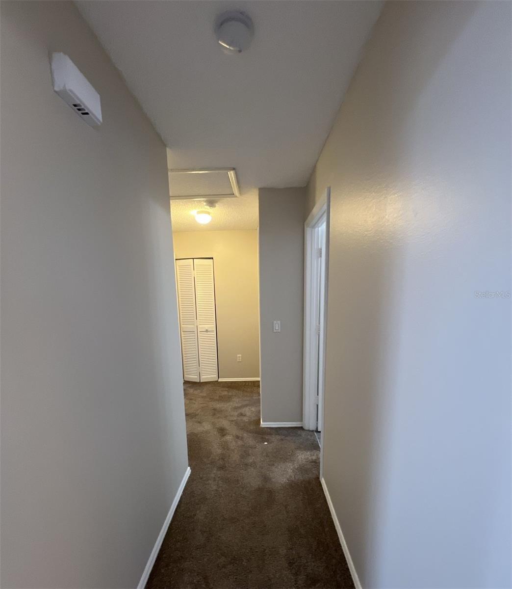 319 Oak Track Dr Property Photo 10