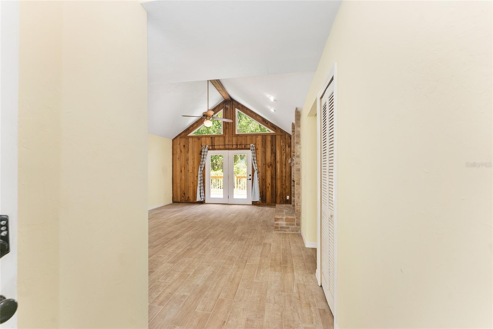 813 Sw 99th St Property Photo 10