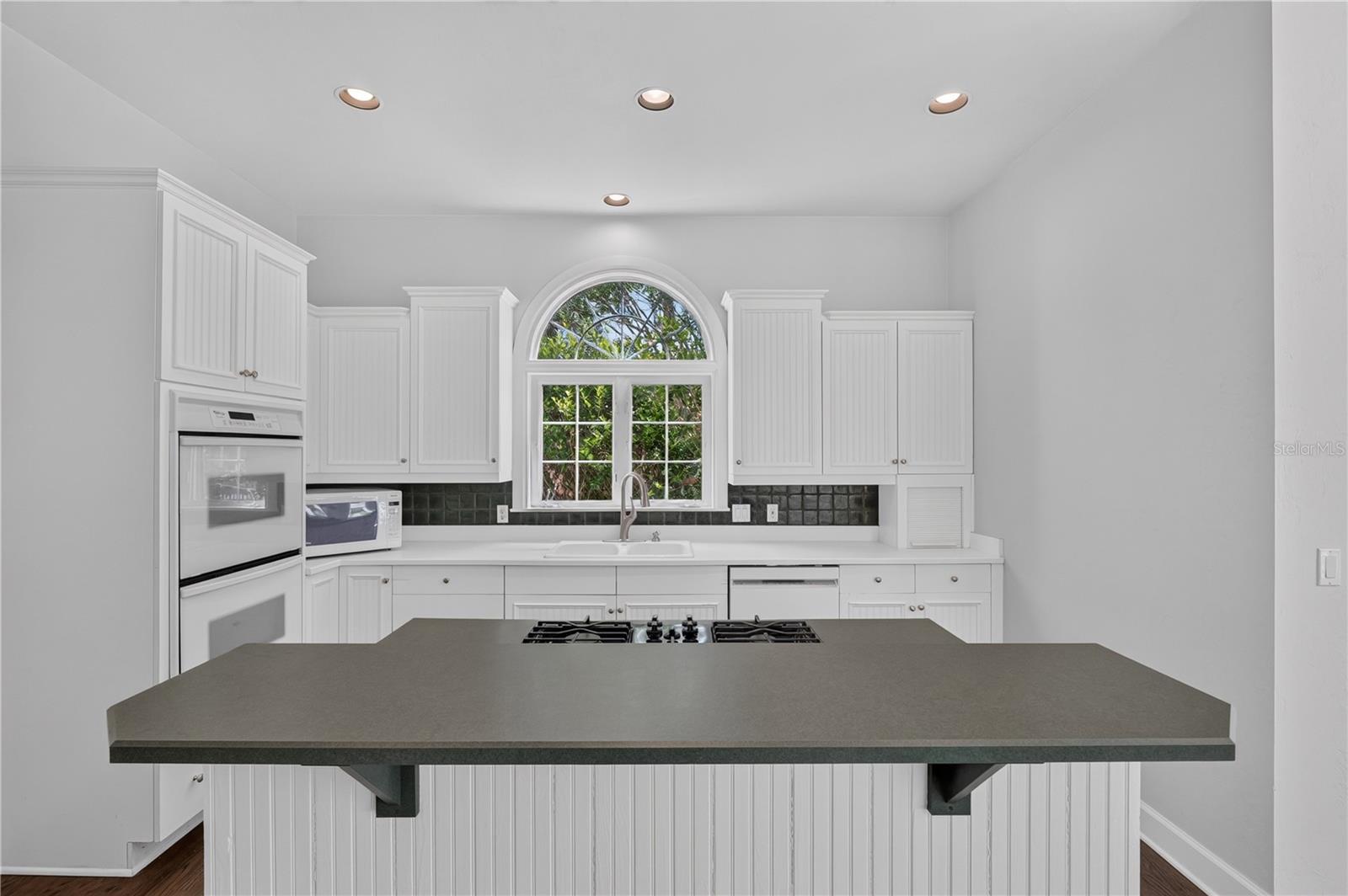 3915 Sw 95th Ter Property Photo 34