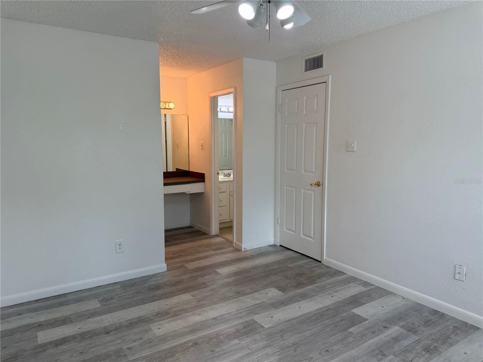 3756 Idlebrook Cir #108 Property Photo 11