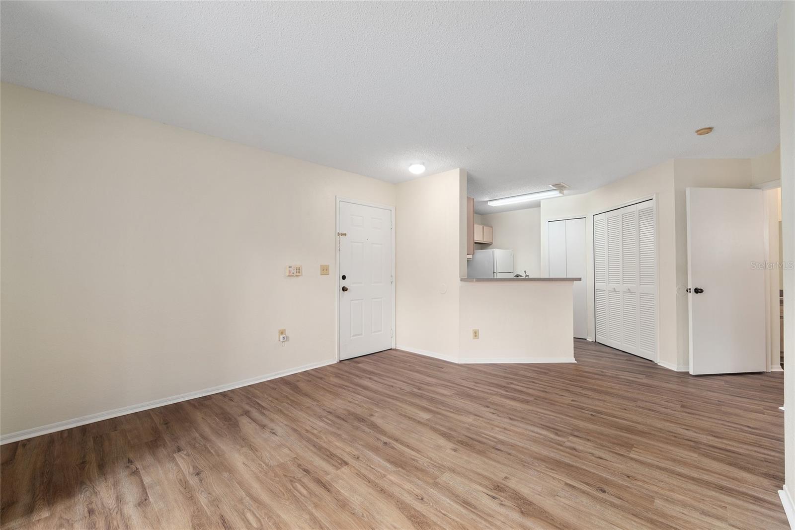 3705 Sw 27th St #412 Property Photo 6