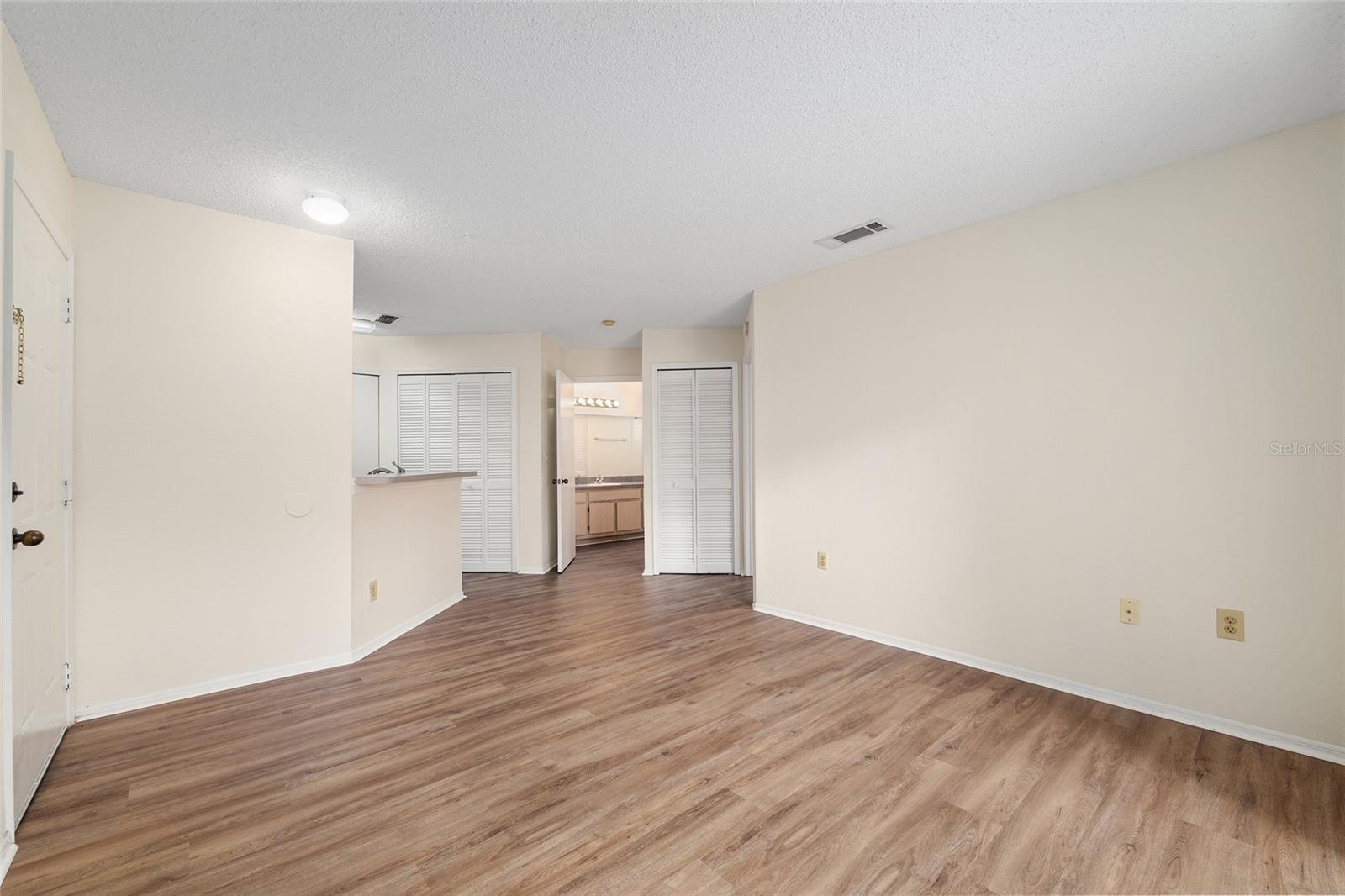 3705 Sw 27th St #412 Property Photo 7