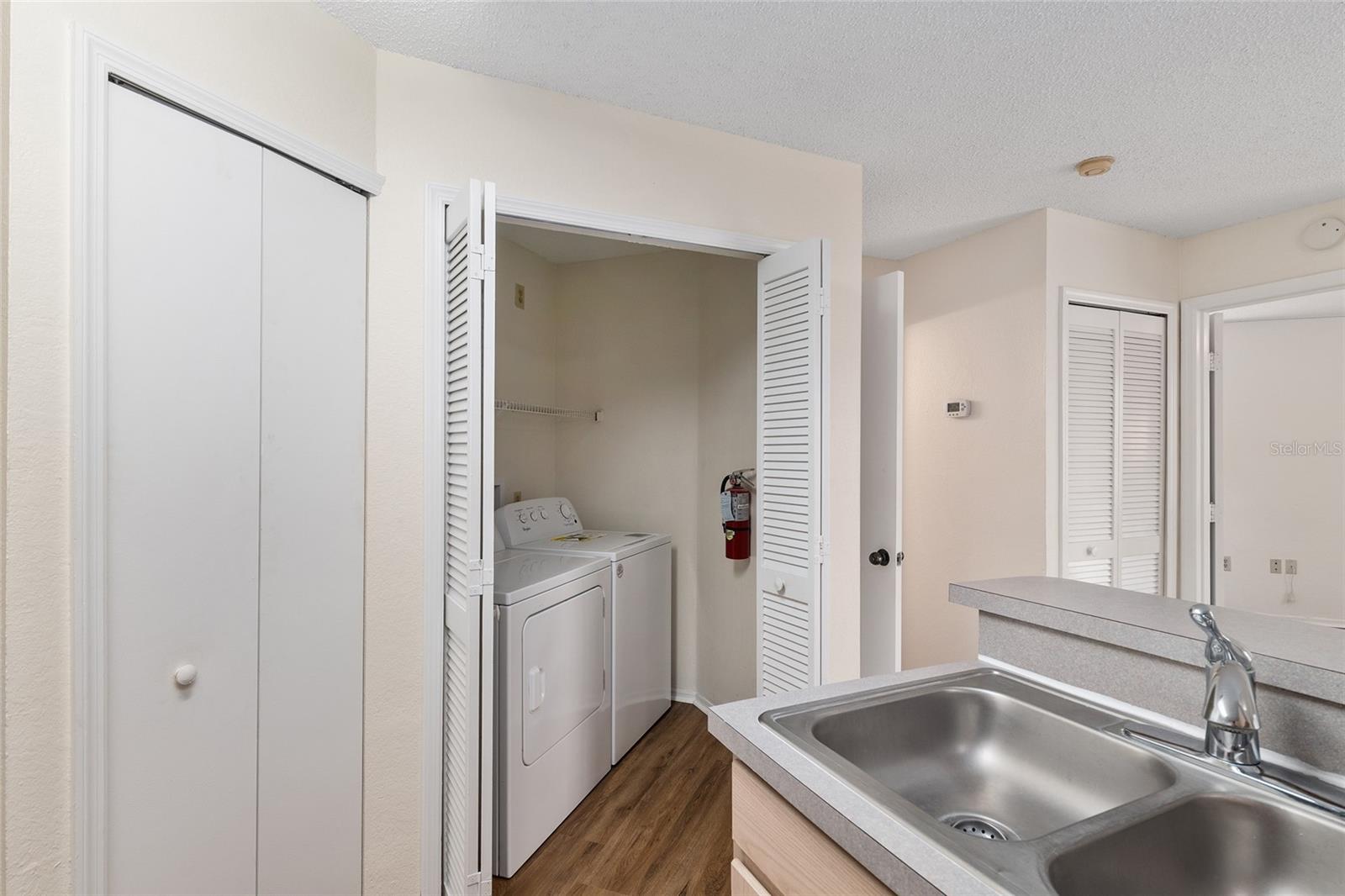 3705 Sw 27th St #412 Property Photo 16