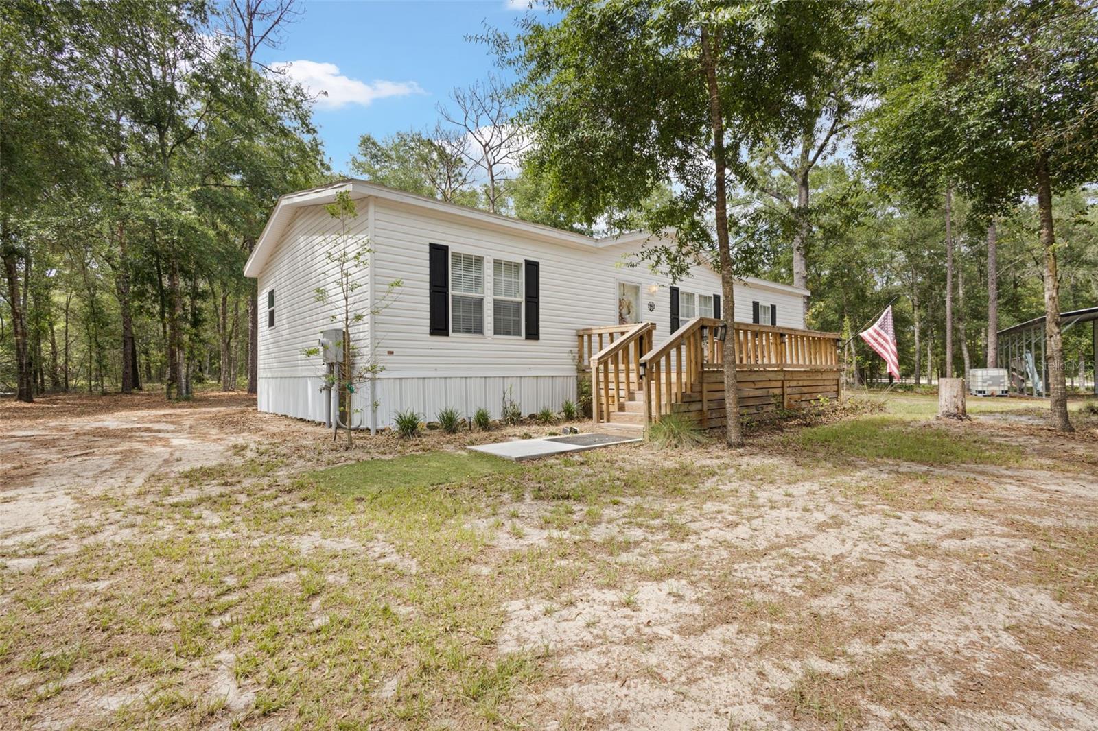 2298 NW 10TH ST