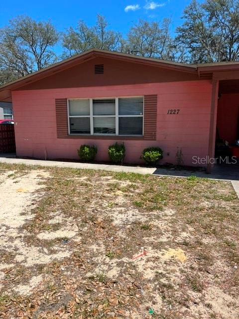 1227 SE 19TH TER Property Photo 1
