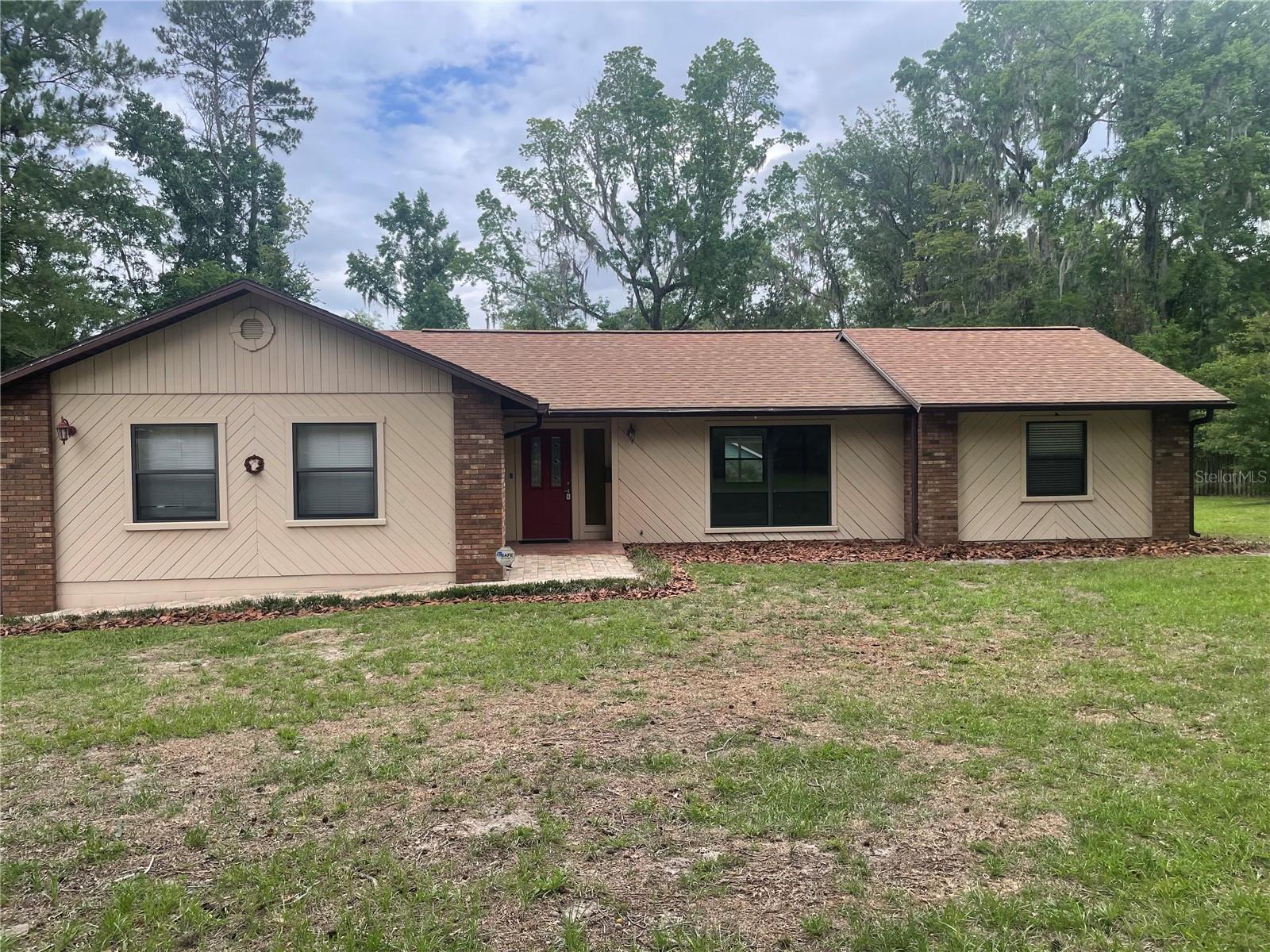 2421 Nw 106th Dr Property Photo 1