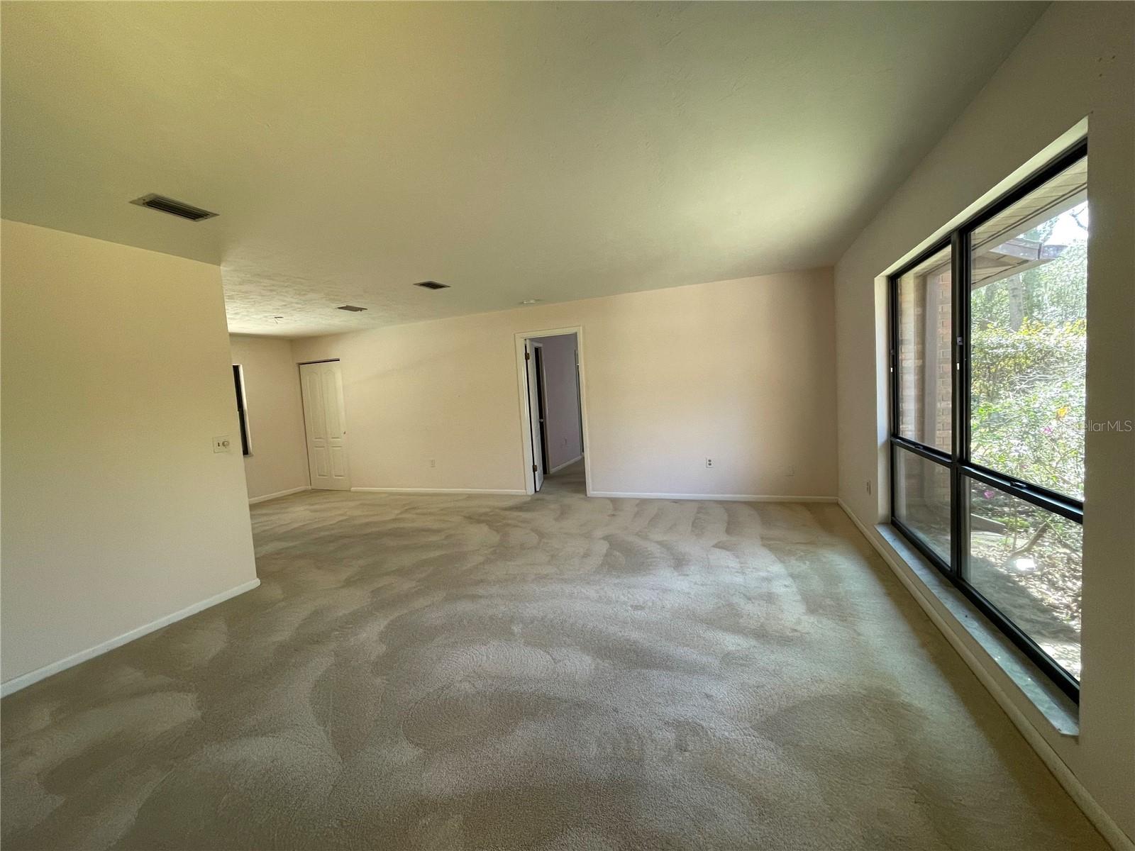 2421 Nw 106th Dr Property Photo 19