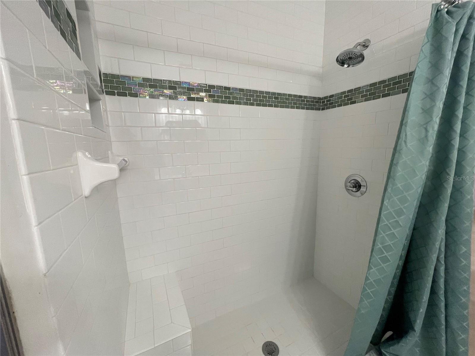 2421 Nw 106th Dr Property Photo 35