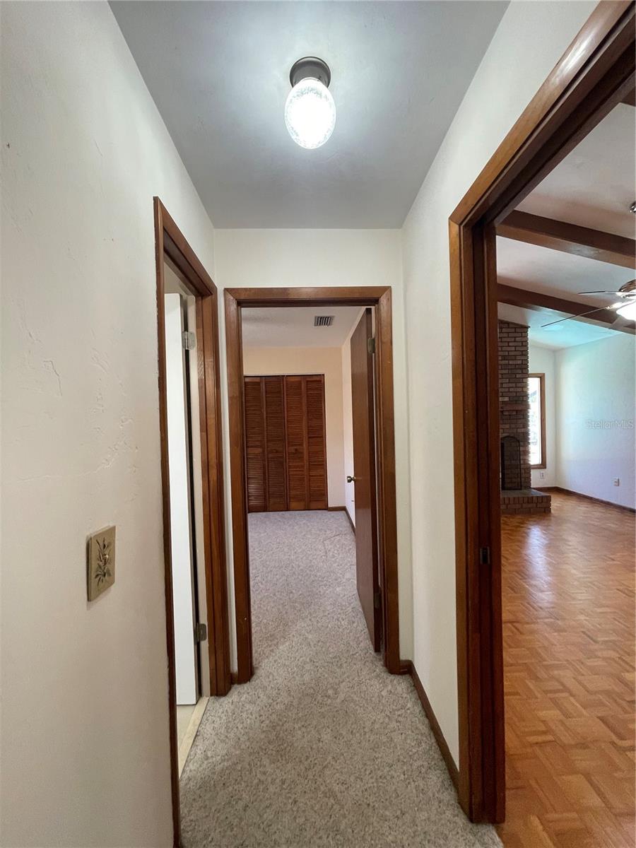 2421 Nw 106th Dr Property Photo 49