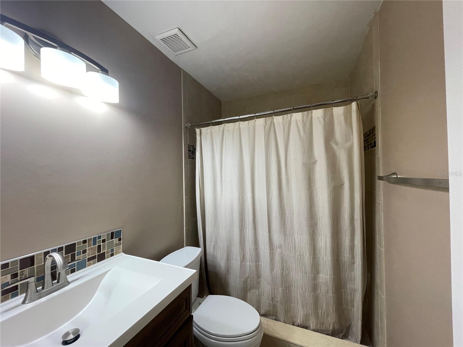 2421 Nw 106th Dr Property Photo 50
